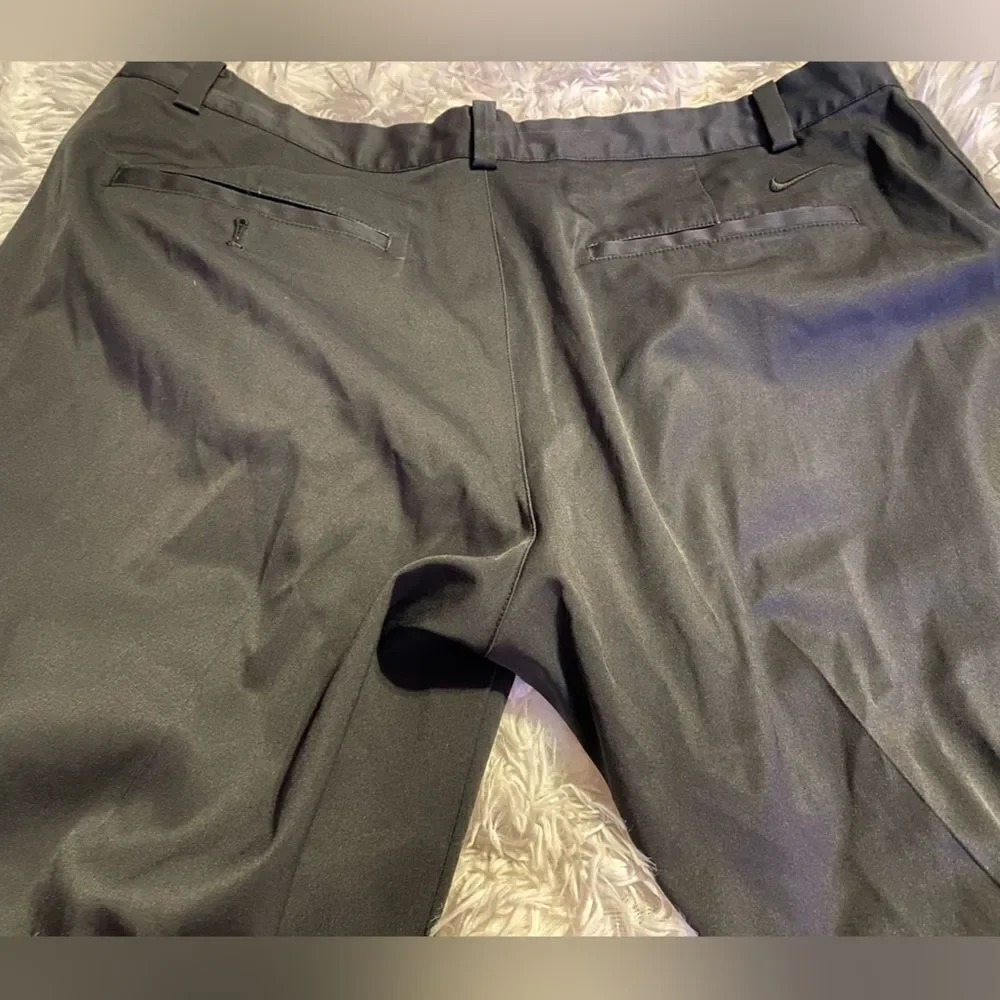 Nike Golf Tour Performance Dri-Fit Black Slacks 34x32